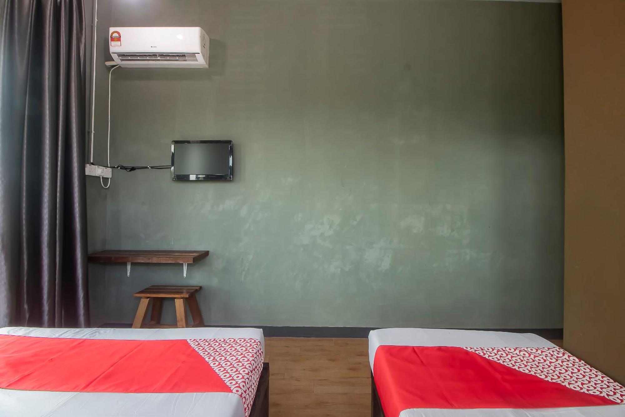 Oyo 90094 Hi Inn 3 Sibu Extérieur photo
